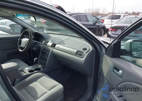 2005 Ford Five Hundred Se z USA, uszkodzony, nr VIN 1FAFP23135G123205